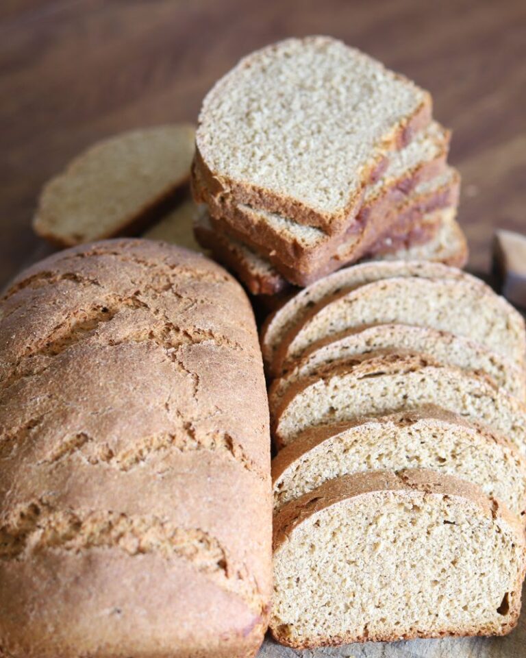 Old Fashioned Molasses Bread Recipe
