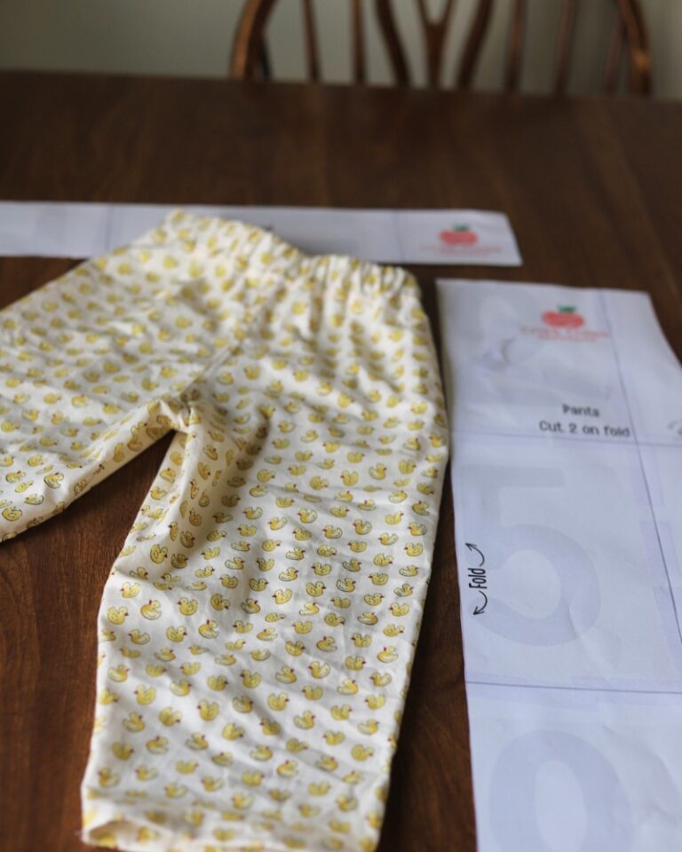 Elastic Pants: Free Easy Printable Pattern for sizes 2T to 7